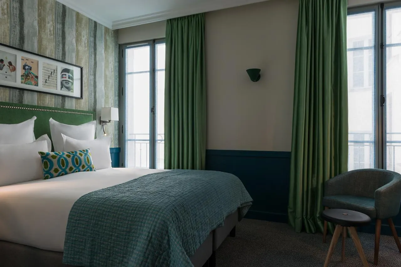 Hotell Adele & Jules 4*